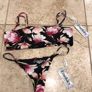 Frankies bikini set